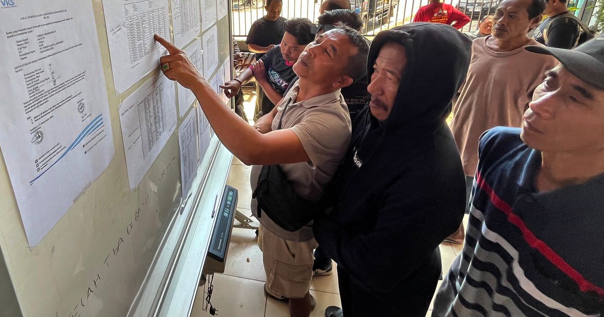 Indonesia intensifies search effort for 129 people missing after ferry capsized in Java Sea