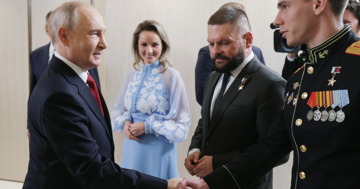 In wartime Russia, veterans who fought in Ukraine are running for parliament