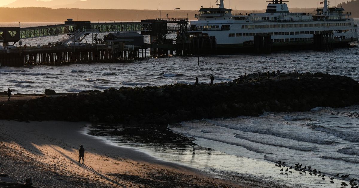 Railway repairs to cancel 22 ferry trips at Edmonds dock this week