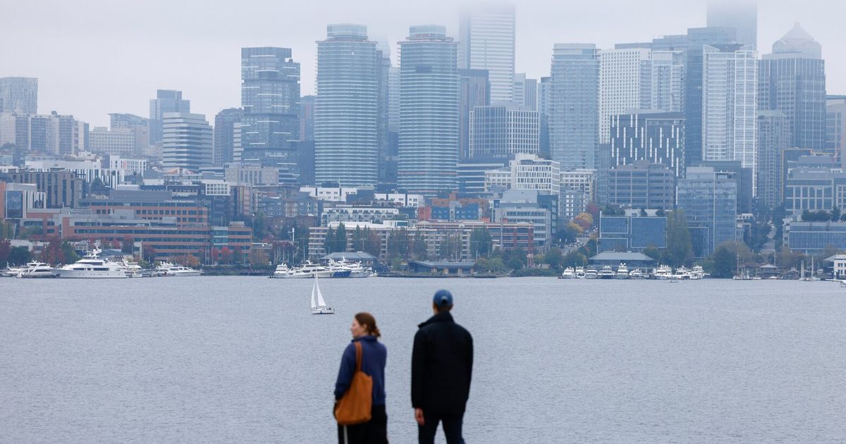 Seattle weather: Rainy kickoff before temperatures begin to cool