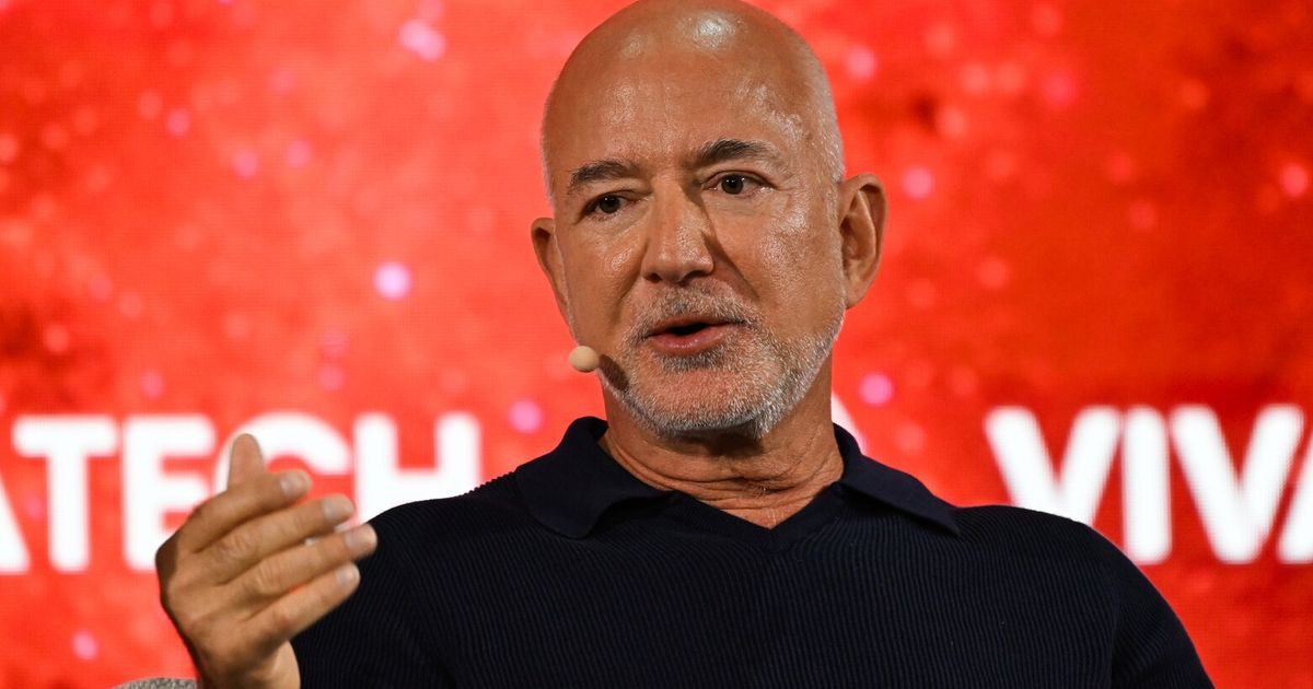 Bezos dismisses AI job-loss fears, predicts shorter workweeks | The ...