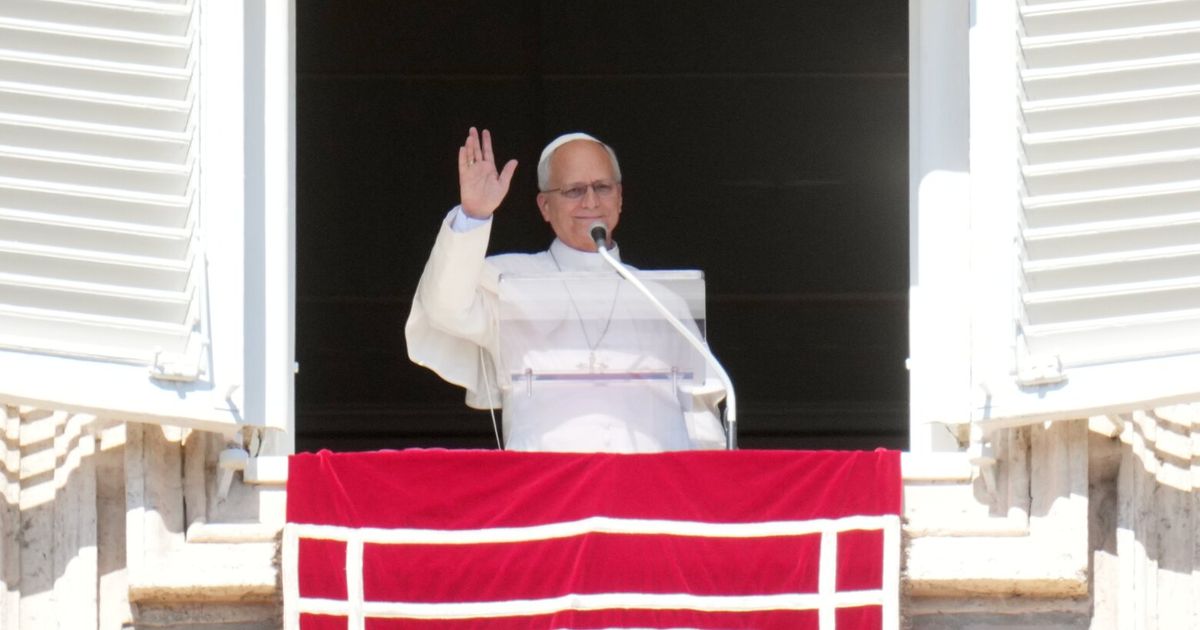 Pope Leo XIV arrives at Rome’s Gemelli hospital ahead of surgery to remove lung nodule