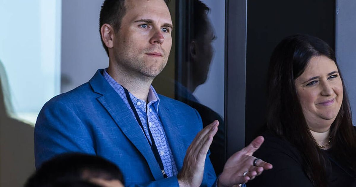 Why are tech entrepreneurs leaving California for Las Vegas?
