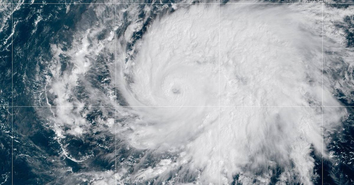 With hurricane off Mexico sharing name with Vice President JD Vance, the social media memes fly