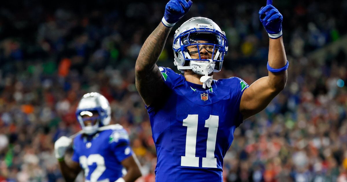 Kenneth Walker III was the story, until Jaxon Smith-Njigba stole the show