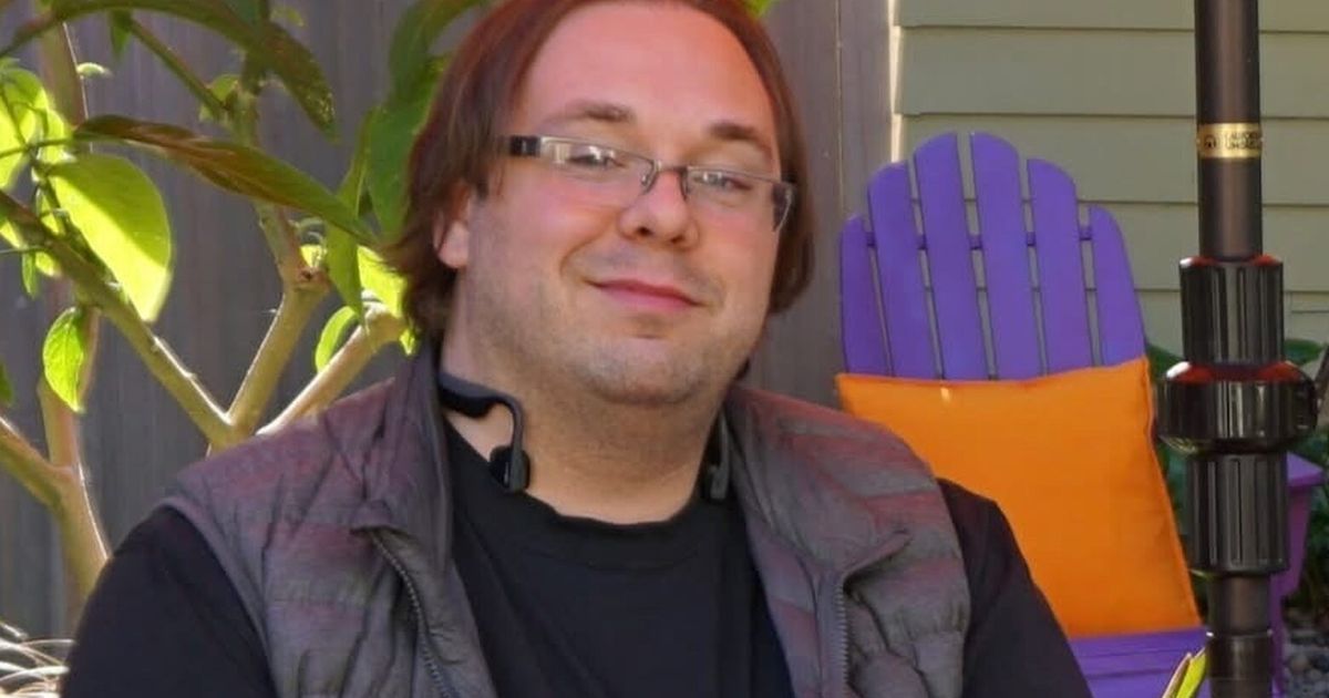 Family struggles to understand why Seattle gas station clerk was killed