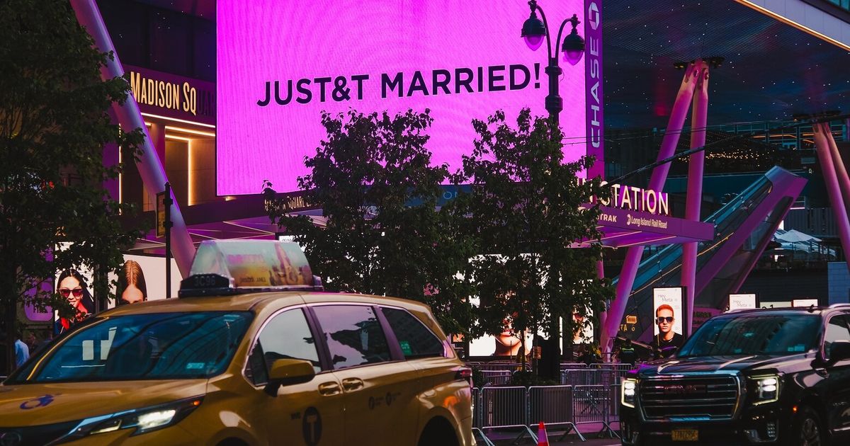 Leaks from inside Taylor Swift’s wedding? Impossible