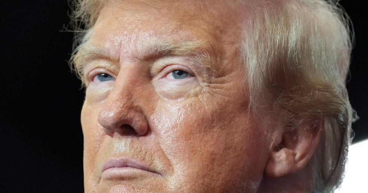 White House has tight grip over FBI in pursuing Trump targets, agent says