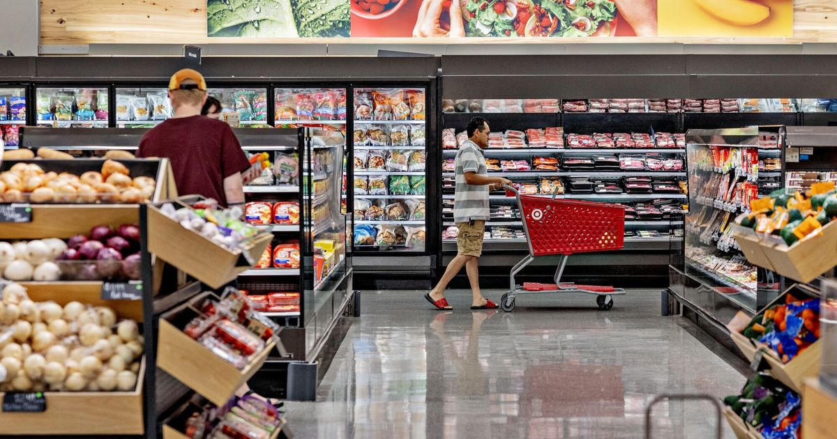Target plans new dress code for its grocery employees