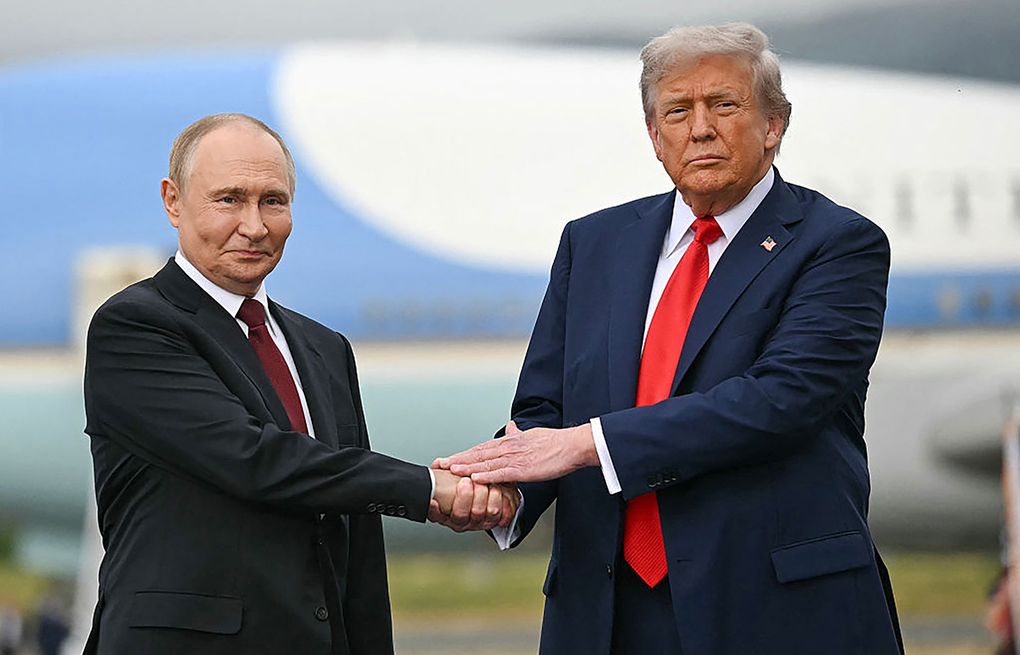 Trump is being played