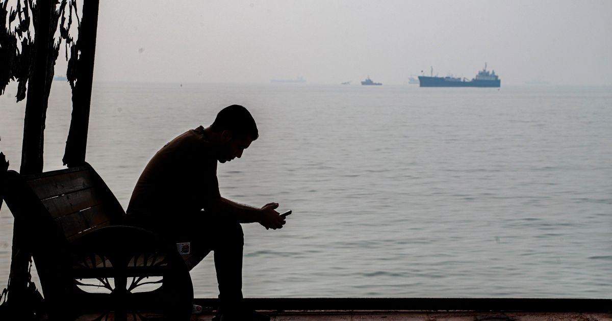 Iran says 7 tankers on fire or damaged overnight in the Strait of Hormuz, and other Mideast news