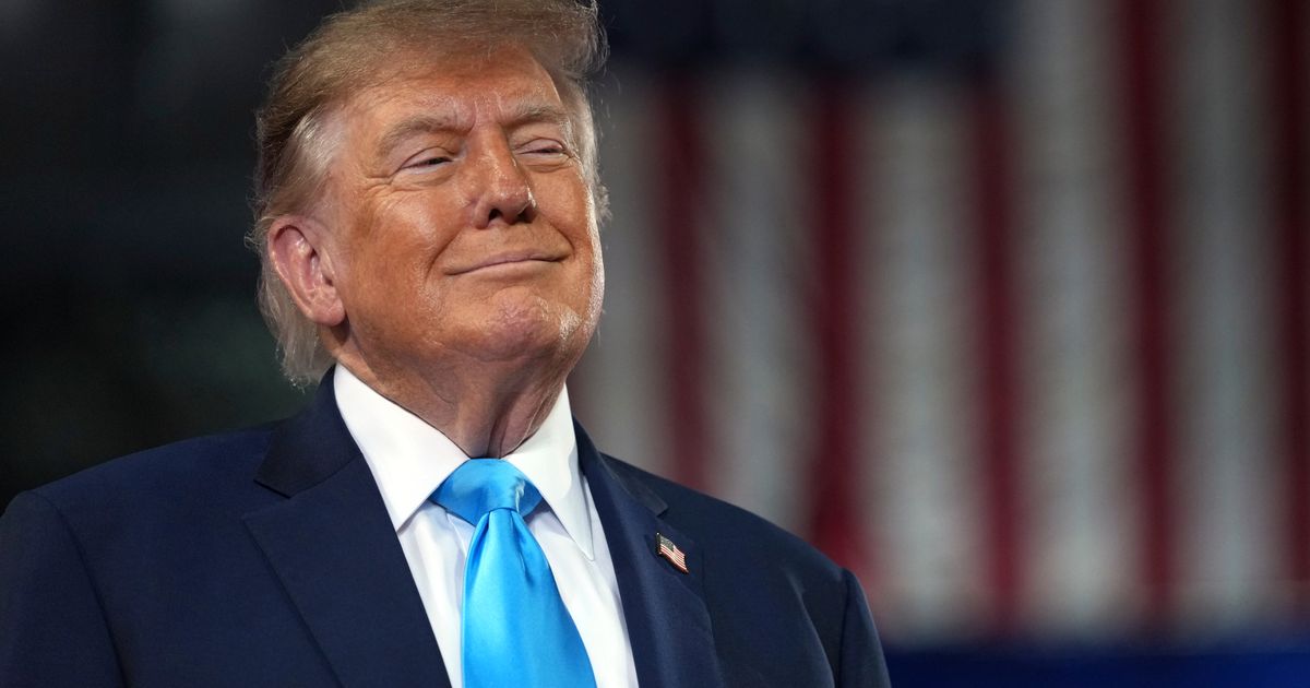 Trump’s new pitch for Republican candidates — they’re really good looking