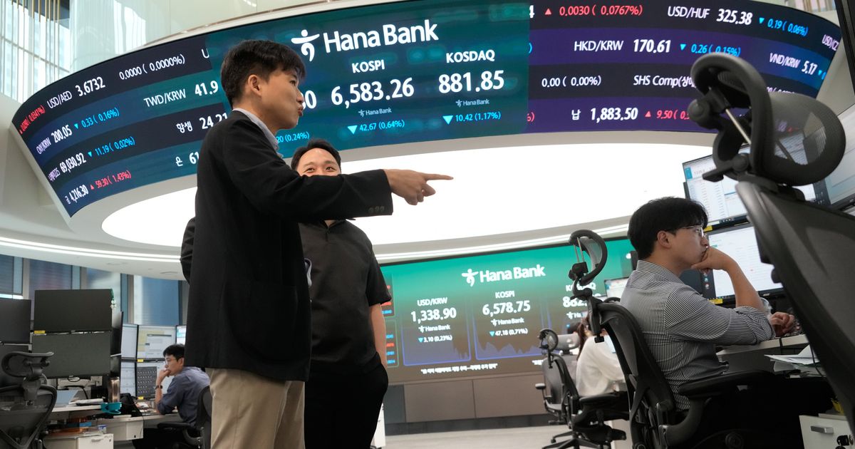 Asian shares are mixed and oil prices fall about $1.50 as Trump says US will buy diesel from Russia