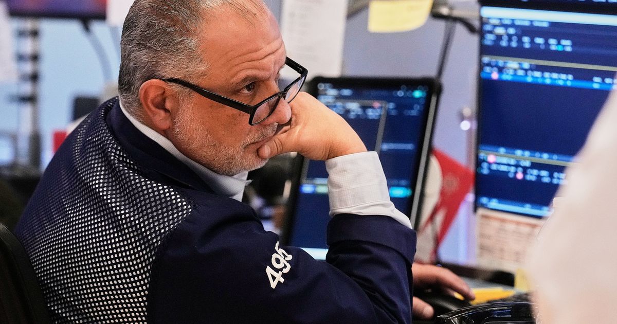 Wall Street rises as AI stocks keep swinging | The Seattle Times